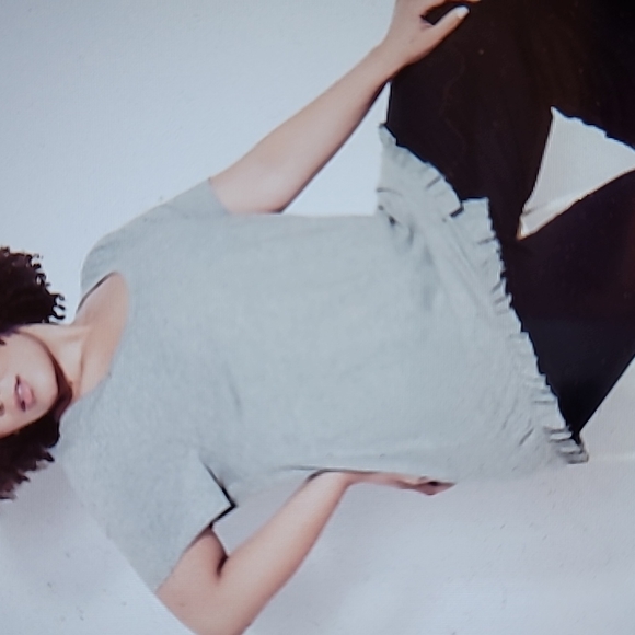 #30 Gray Marle Ruffle T-Shirt Top - Picture 2 of 11